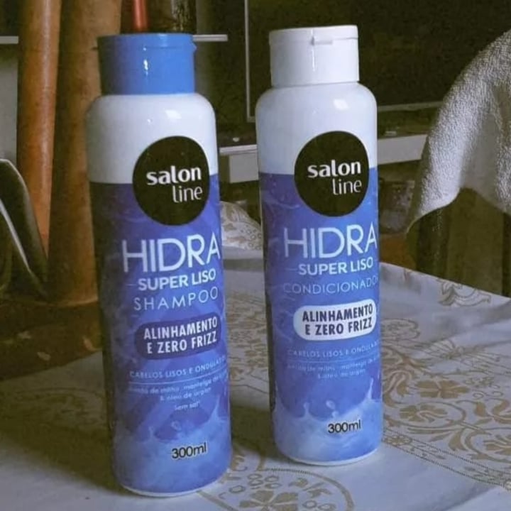 photo of Salon line Hidra super liso shared by @mariiigmes on  27 Feb 2022 - review