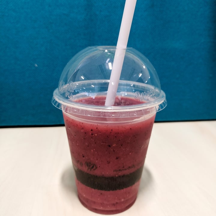 photo of Oxfam Superstore Oxford Acai Kick Smoothie shared by @luanitafnt on  20 Jul 2022 - review