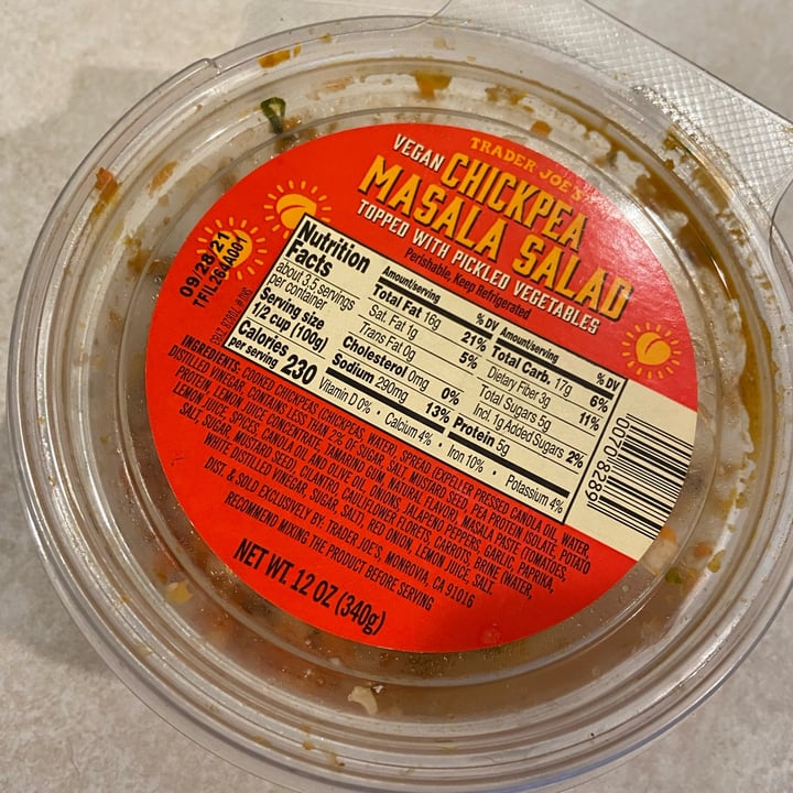 photo of Trader Joe's Chickpea masala spread shared by @chelseuhh on  03 Oct 2021 - review
