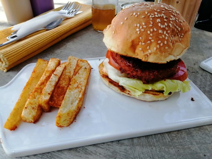 review photo of Asher's Corner Cafe @ Ashers Farm Sanctuary To Infinity & Beyond Burger shared by @marinette on 08 Oct 2019 - review