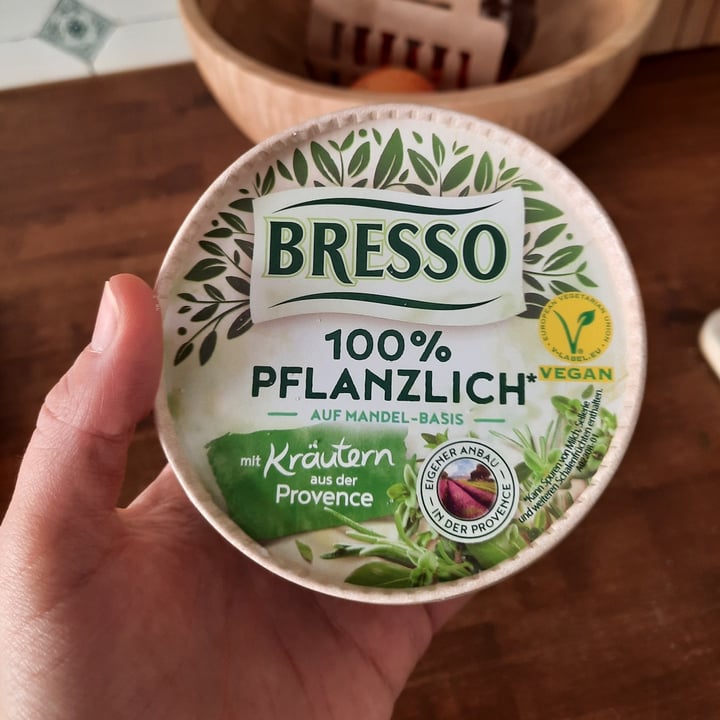 photo of Bresso Auf Mandelbasis mit Kräuter der Provence shared by @seba89 on  13 Mar 2022 - review