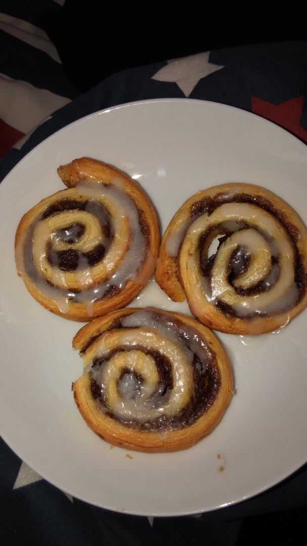 photo of Jus-Rol™ Jus rol cinnamon swirls dough shared by @farrahwebster on  17 Apr 2019 - review