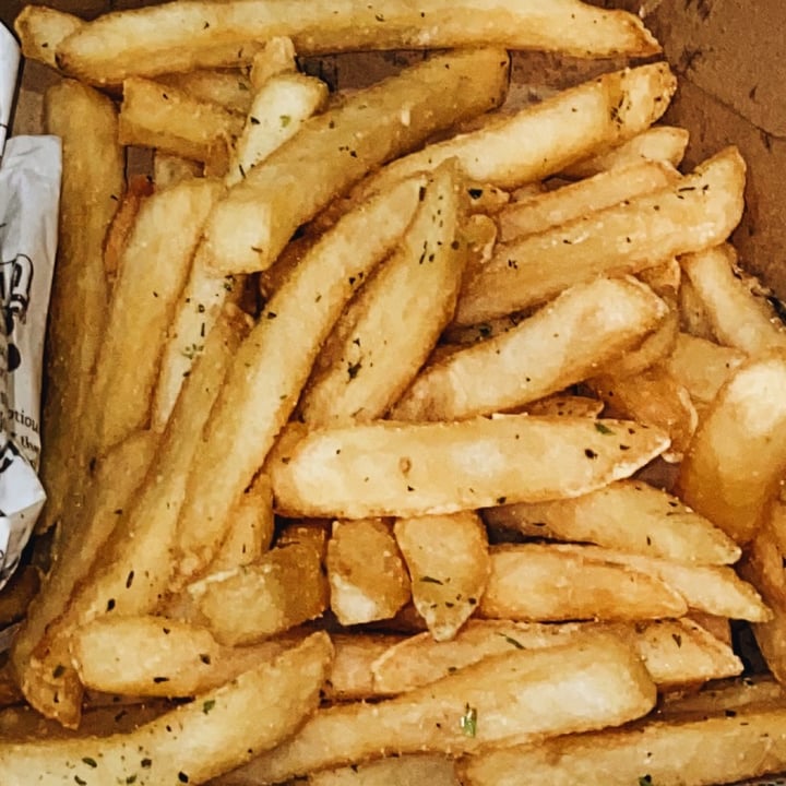 photo of VeganBurg Singapore Seaweed Fries shared by @astxnto on  20 Dec 2020 - review
