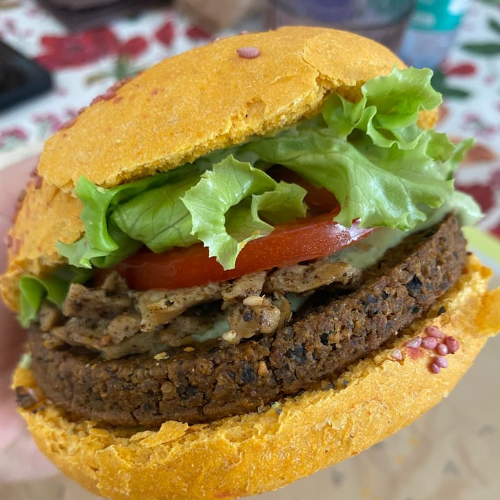 photo of Flower Burger Hercules Burger shared by @itsaleveg on  06 Oct 2022 - review
