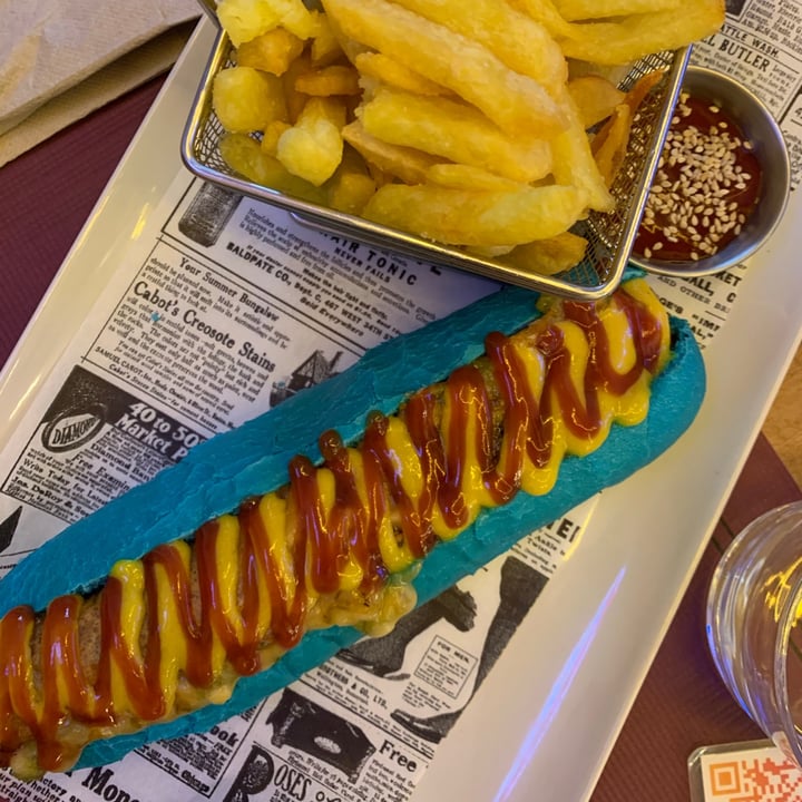 photo of Freedom Cakes Freedom hot dog shared by @gechauca28 on  04 Apr 2021 - review