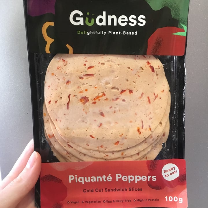 photo of Gudness Plant-Based Deli Gudness Picante Peppers Cold Cut Sandwich Slices shared by @veggiestephie on  28 Dec 2020 - review