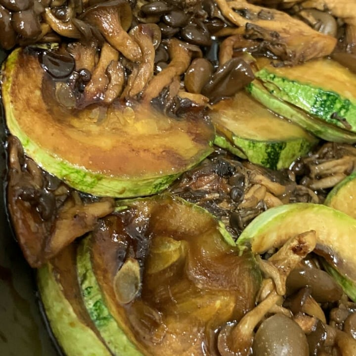 review photo of LAR Vegetariano Vegan Bolere - Recheio De Coco shared by @lilianemaria on 12 May 2022 - review