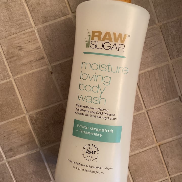 photo of Raw Sugar Moisture Loving Body Wash shared by @ashleynyy on  23 Aug 2021 - review