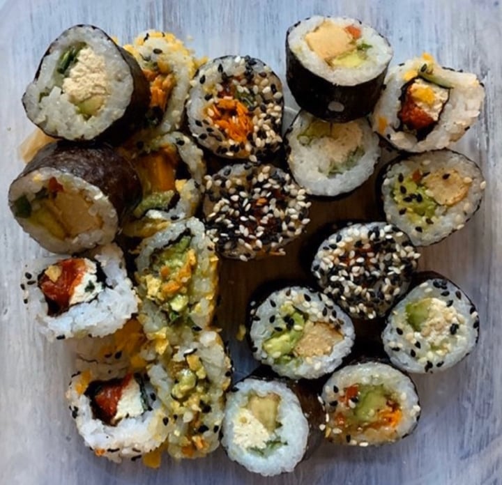 photo of Sushi Vegano- Vicente López (Delivery) Sushi shared by @veganmili on  29 Jan 2020 - review