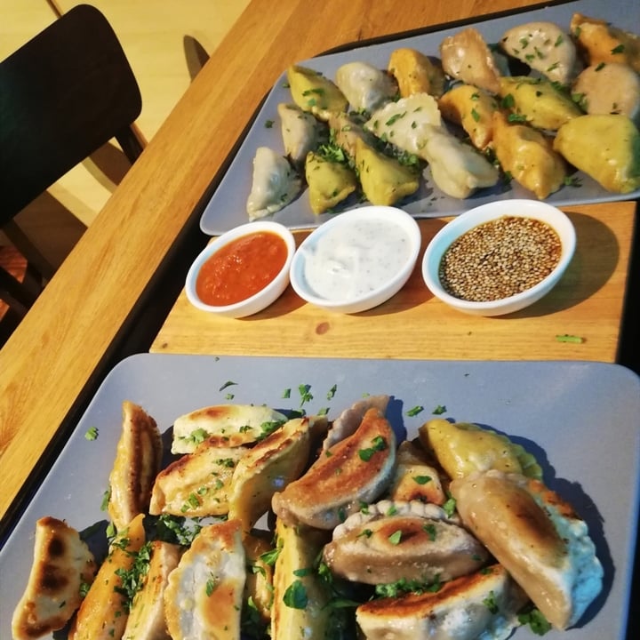 photo of momos vegan dumplings shared by @sims on  13 May 2020 - review