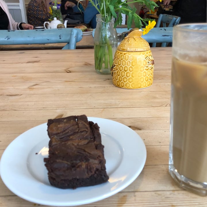 photo of The Honey Pot Brownies shared by @glutenfreenic on  16 Jun 2020 - review