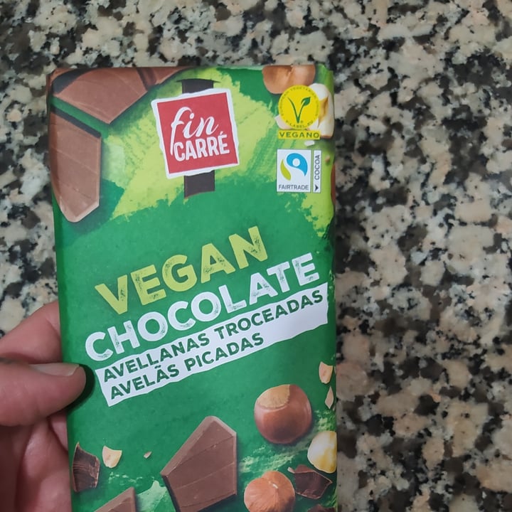 photo of Fin Carré Chocolate con avellanas troceadas shared by @aramys on  31 Jan 2022 - review
