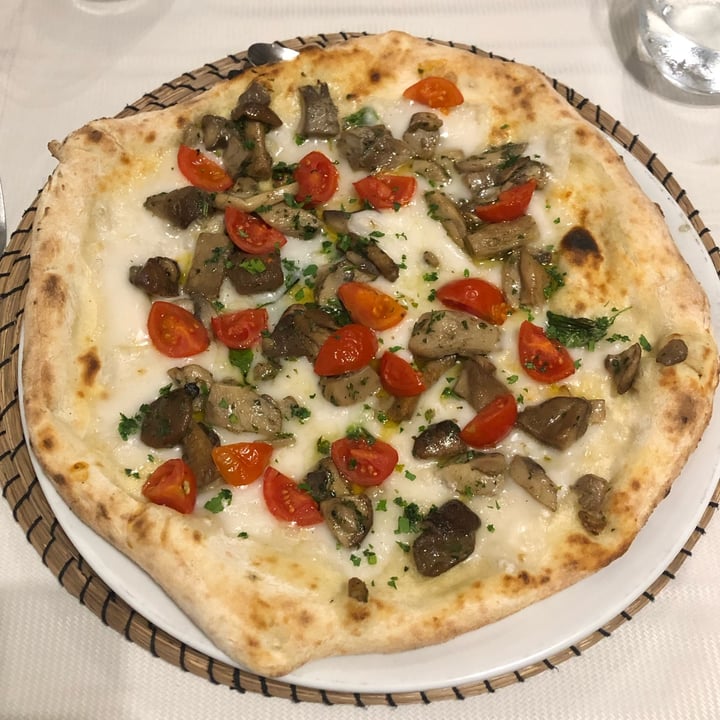 photo of Ristorante Modigliani Pizza Sapori Del Bosco Veg shared by @nocemoscata on  17 Oct 2022 - review