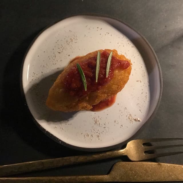 Foto del piatto “patate ripiene di ragù vegetale”
