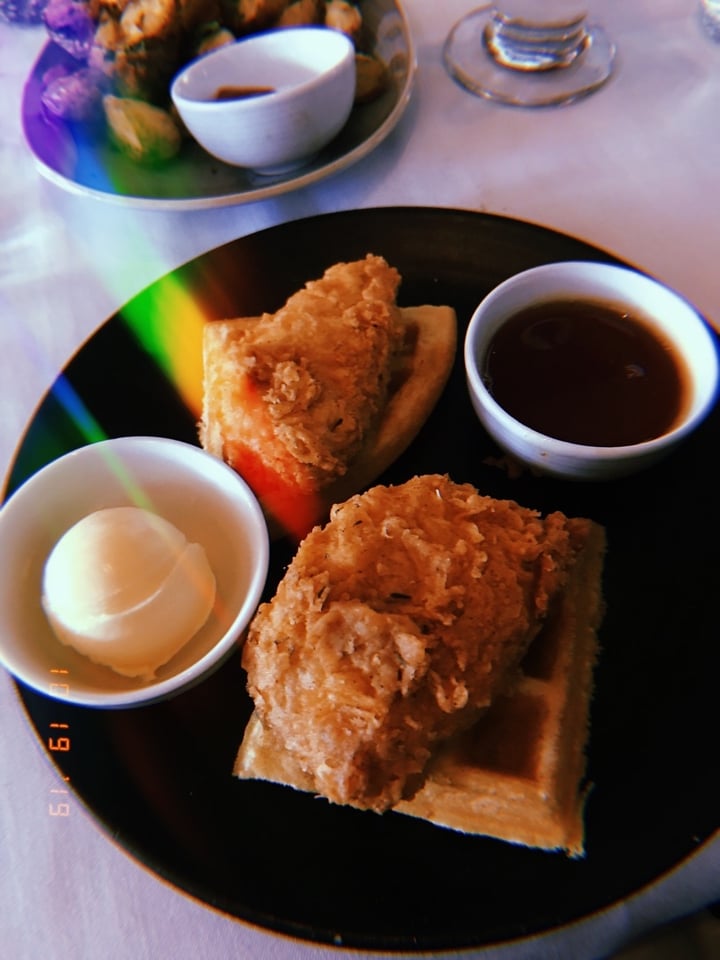 photo of Crossroads Kitchen Chicken and Waffles shared by @helenafox333 on  09 Nov 2019 - review