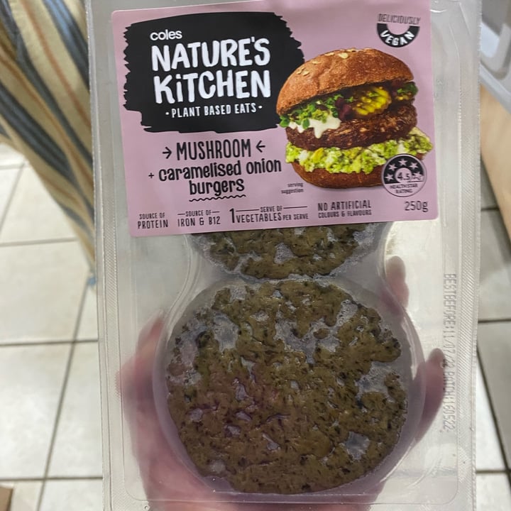 photo of Coles Nature's Kitchen mushroom caramelised onion burgers shared by @arianemeschiatti on  05 Jul 2022 - review