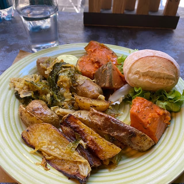 Foto del piatto “Piatto beyond sausage”