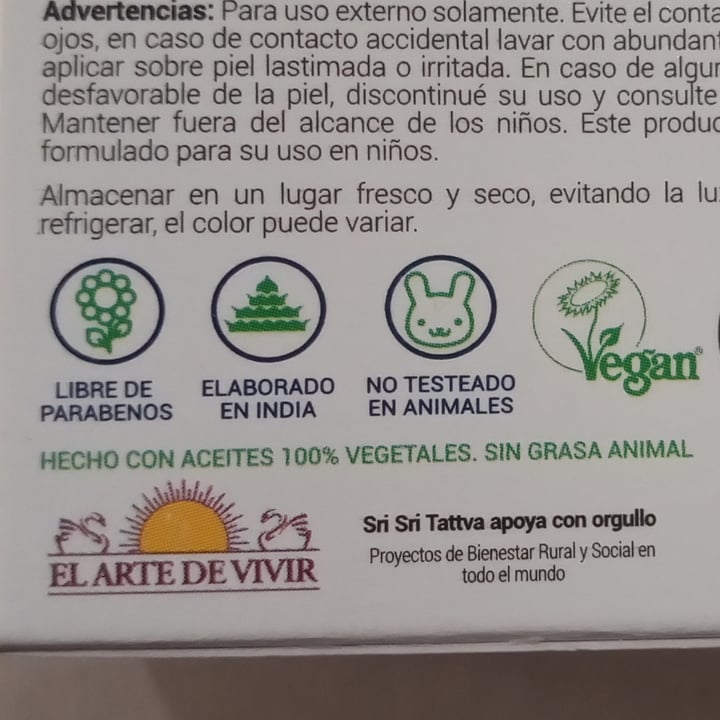 review photo of SriSri Tattva Jabon Vegetal de Sandalo shared by @soylatormenta on 10 Feb 2021 - review