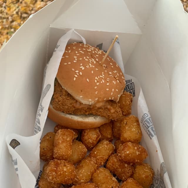 Photo of the dish “Vegan Chicken Sandwich”