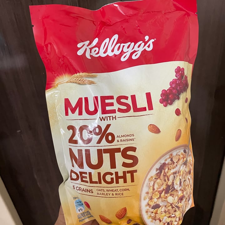 photo of Kellogg Muesli Nuts Delight shared by @saketanand716vegan on  29 Sep 2021 - review