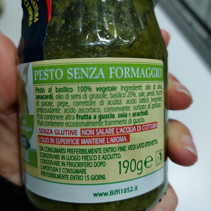 photo of Biffi Che Sugo! Pesto 100% Vegetale Senza Formaggio Jar shared by @carolaco on  26 Mar 2022 - review