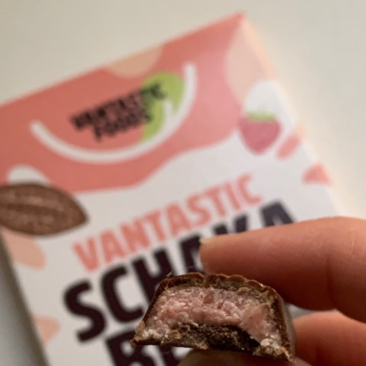 photo of Vantastic Foods Chocolate fresa shared by @naivoncake on  01 Jun 2021 - review