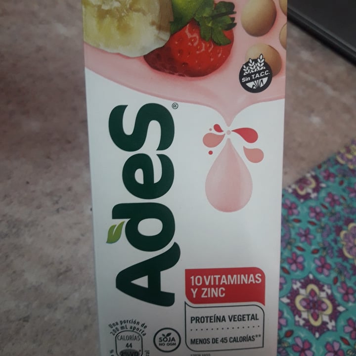 photo of Ades Leche de Soja Sabor Frutilla shared by @abi73 on  27 Nov 2020 - review