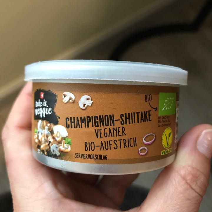 review photo of Kaufland Take it Veggie Aufstrich Champignon Shiitake 125g shared by @vegvale on 20 Mar 2022 - review