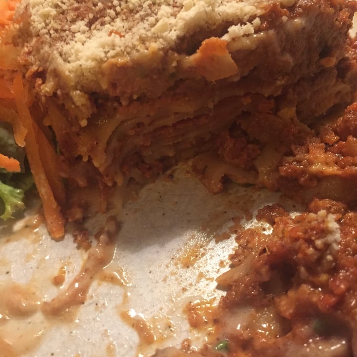 photo of SIGGIS vegan & fresh food Lasagne shared by @alwaysellerbrock on  11 Nov 2021 - review