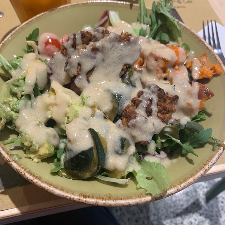 photo of Shake Cafè insalata personalizzata shared by @martimem on  29 Jun 2022 - review