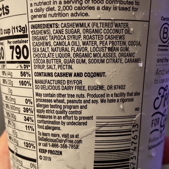 photo of So Delicious Dairy Free Salted Caramel Cluster Cashewmilk Frozen Dessert shared by @theveggiebee on  19 Nov 2021 - review