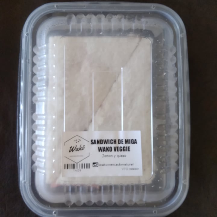 photo of Wako Mercado Natural Sandwich de miga de jamón y queso shared by @mik-belmonte on  30 Aug 2021 - review
