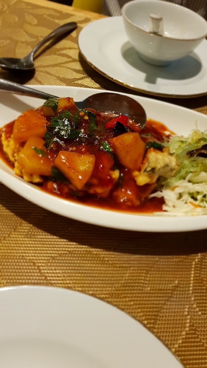 review photo of Pepper Jade Thai Vegetarian Cuisine Deep Fried Fish with Chillie Sauce shared by @esther on 07 Apr 2018 - review
