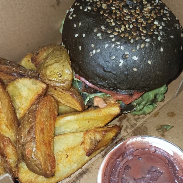 Photo of the dish “Cookoomela bacon and cheese burger”