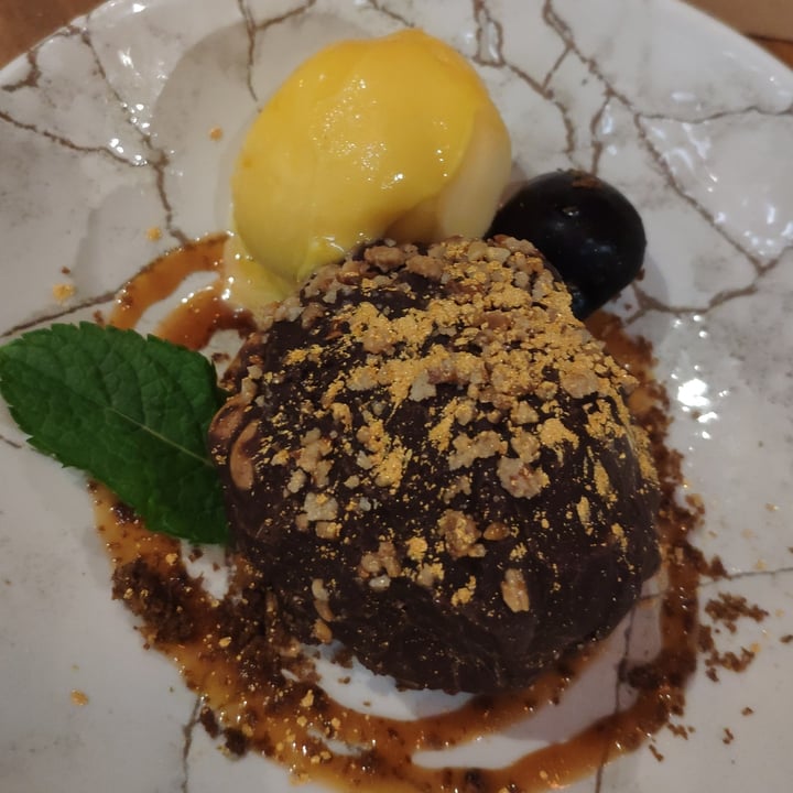 photo of Aromatic Restaurant Ferrero Rocher shared by @rosonero on  30 Jul 2022 - review