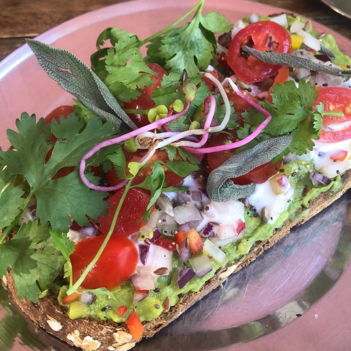 photo of Chicama Avocado toast shared by @victoriavillar on  08 Feb 2022 - review