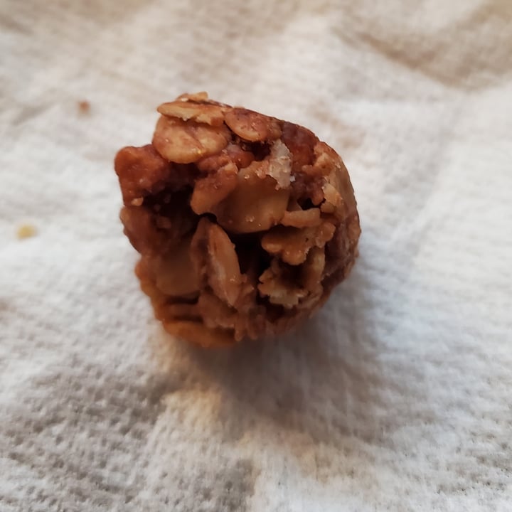 photo of Made Good Chocolate Chip Granola Minis shared by @findingnewways on  26 May 2022 - review