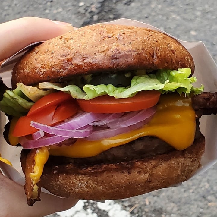 photo of Next Level Burger Hawthorne All American Burger shared by @brtjohns on  27 Apr 2022 - review