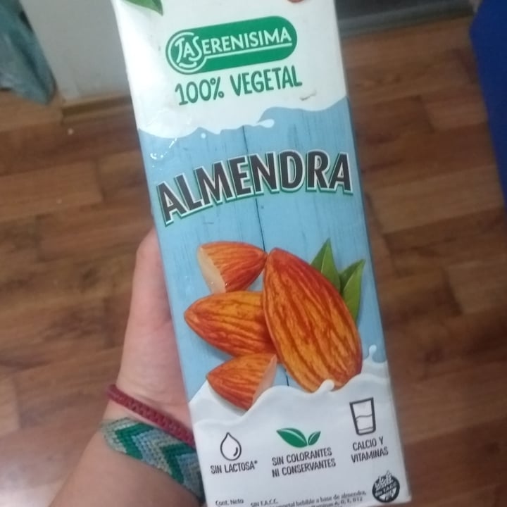 review photo of La SerenĂsima Leche de Almendras Vegetal shared by @maitegass on 27 Feb 2021 - review
