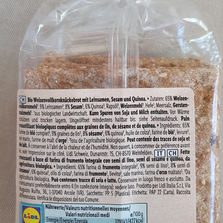 photo of Tastino Bio Crisp Bread quinoa and seeds shared by @lmolr on  28 Jan 2022 - review