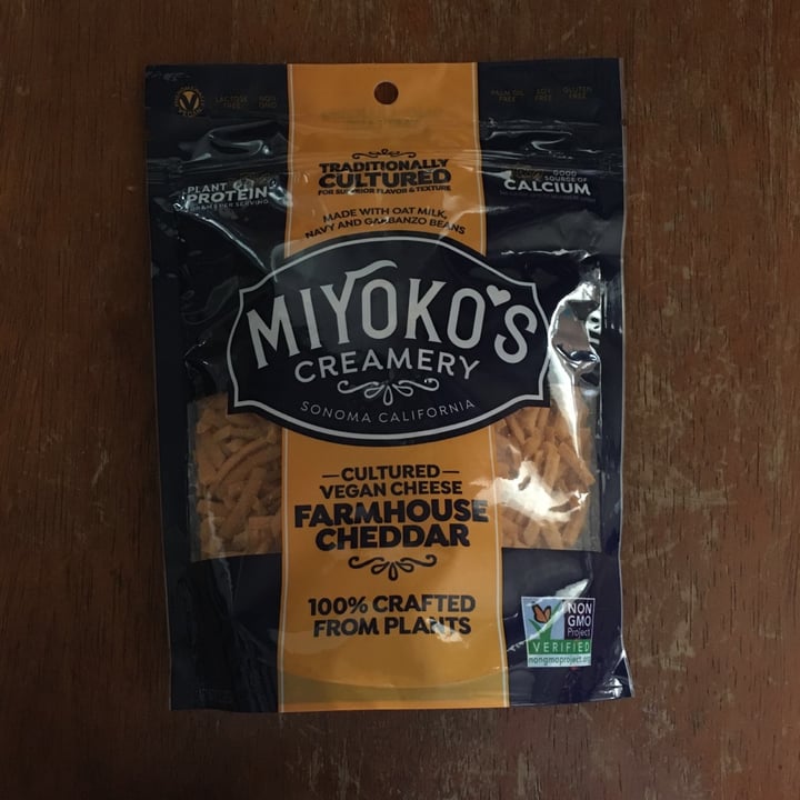photo of Miyoko's Creamery Cultured Vegan Cheddar Cheese Shreds shared by @plant-eater on  04 Oct 2020 - review