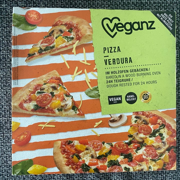 review photo of Veganz Pizza Verdura shared by @antoniolacosta on 14 Apr 2021 - review
