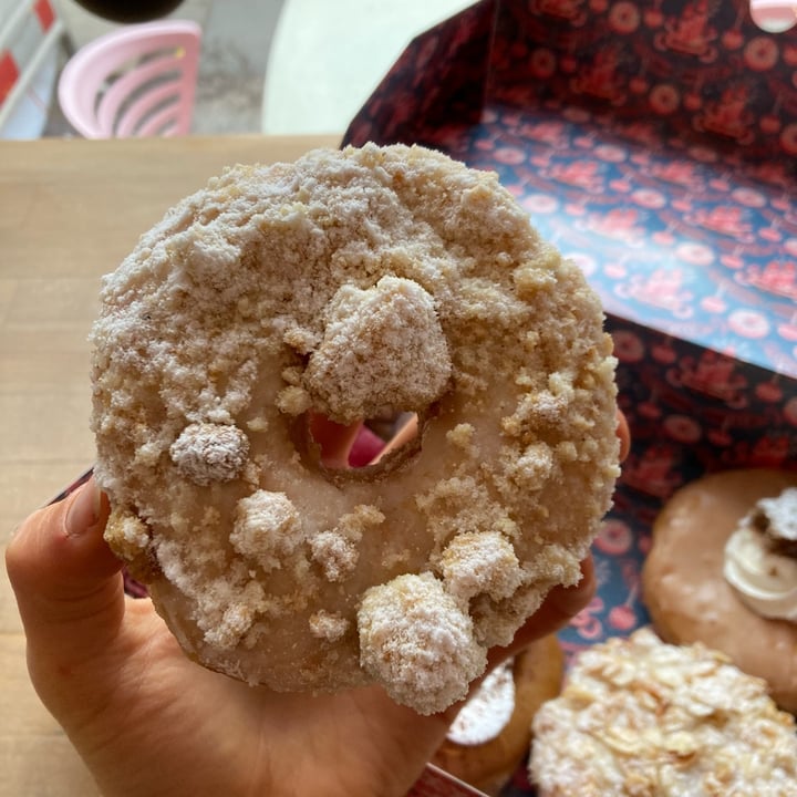 photo of Brammibal's Donuts Vanillekipferl shared by @david- on  28 Dec 2021 - review