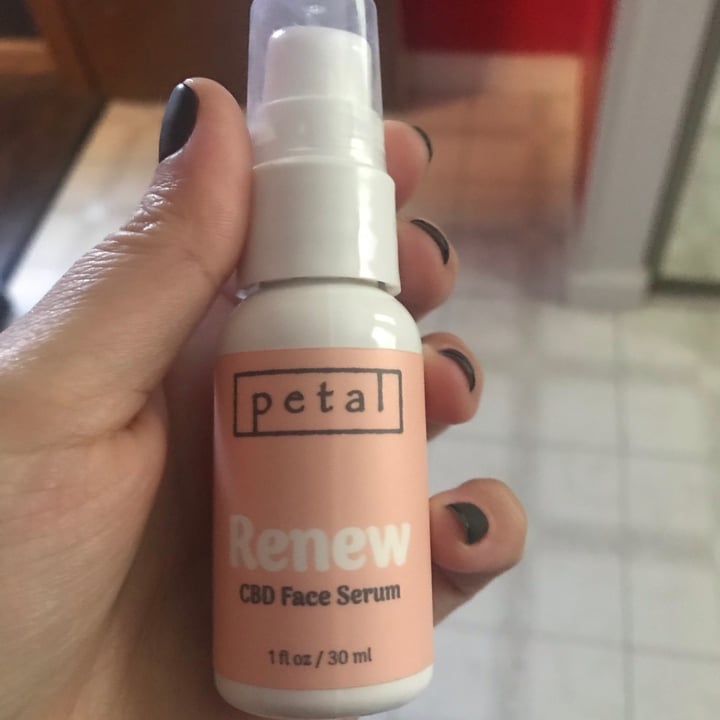 review photo of Petal Renew face serum shared by @ohde101 on 06 Dec 2020 - review