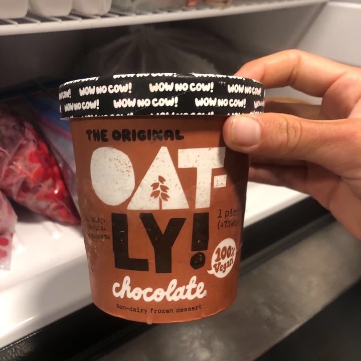 photo of Oatly Chocolate Ice Cream shared by @chloebieraugel on  27 Jul 2021 - review