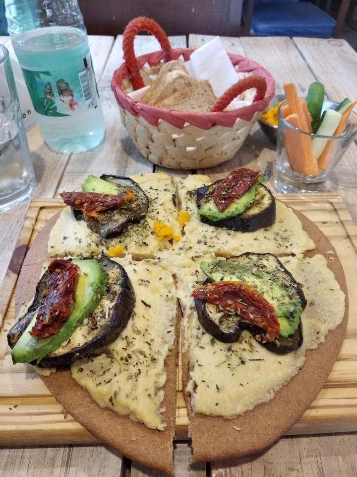 photo of Mattinata Pizza Vegana shared by @brenduliiii on  06 Aug 2019 - review