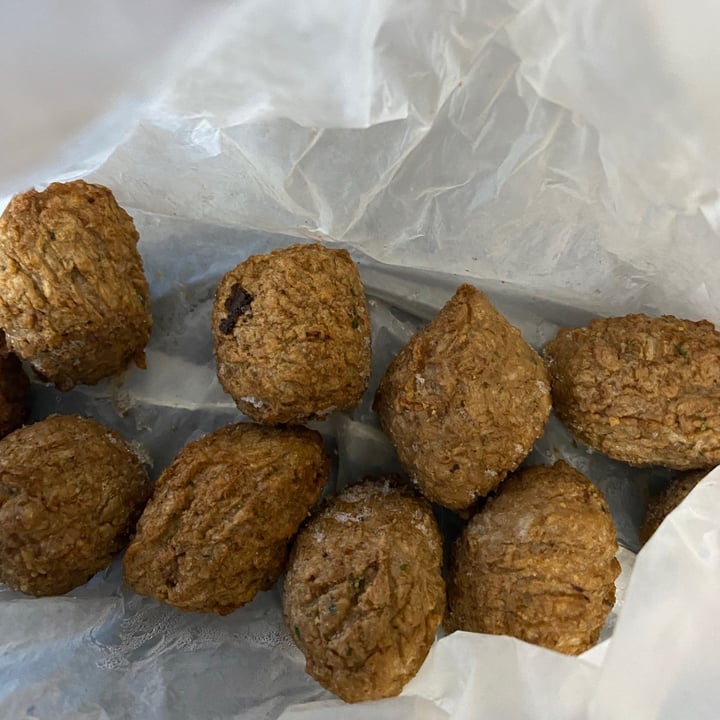 review photo of Linda McCartney's Vegetarian Meatballs shared by @annavillanueva300590 on 05 May 2021 - review