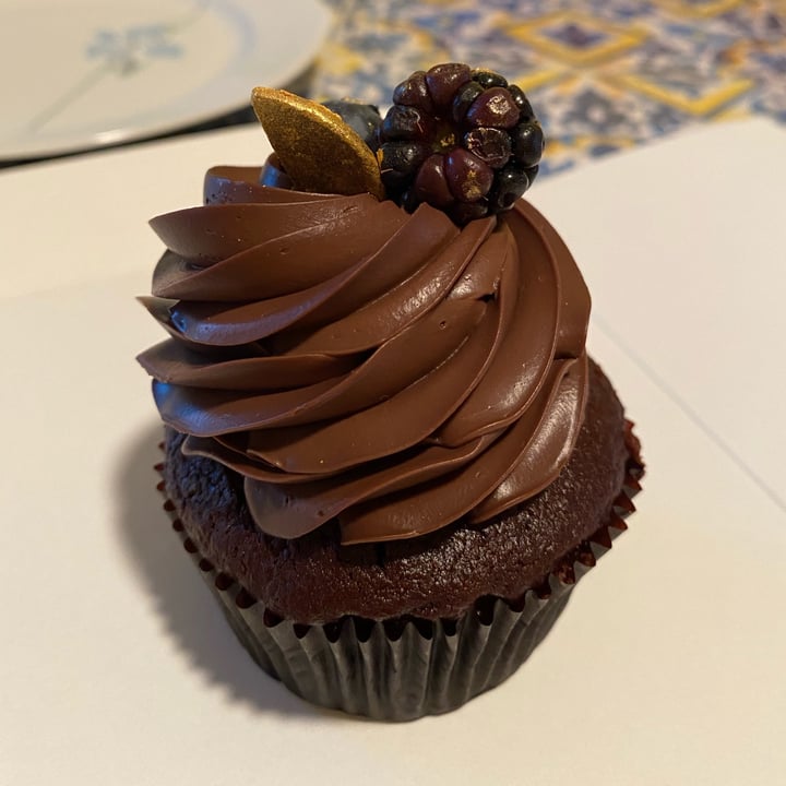 photo of Tauer Bakery Cupcake shared by @paulets on  02 Apr 2022 - review
