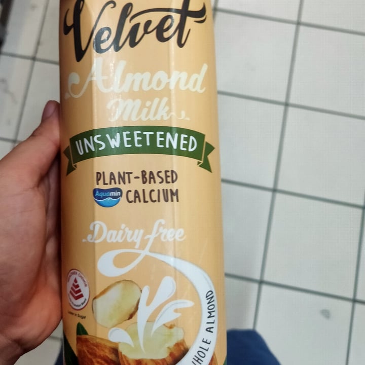 photo of UFC Almond Milk Unsweetened shared by @kaixinn on  11 Mar 2022 - review