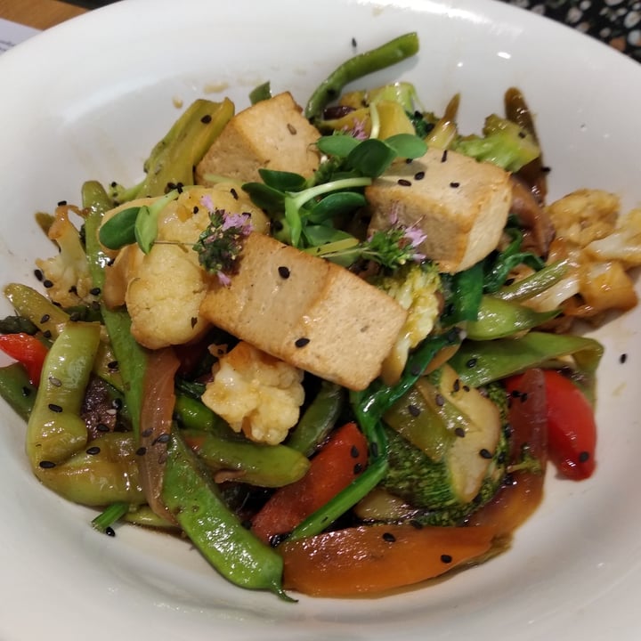 photo of Restaurante Baobab S.L. wok verduras y tofu shared by @jeimsvera on  03 Aug 2022 - review